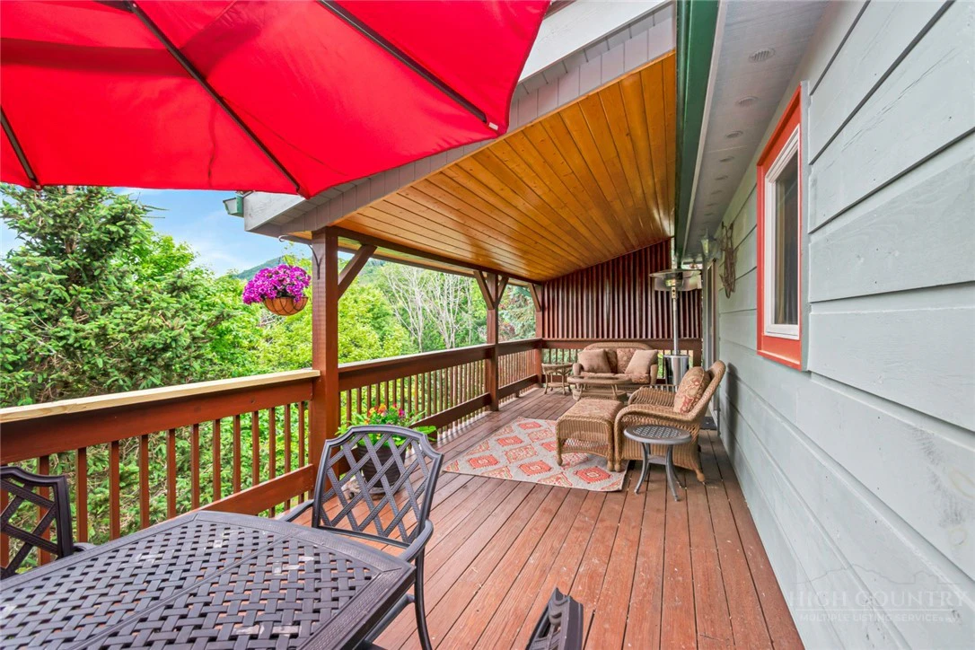 Image number 6 for the current listing