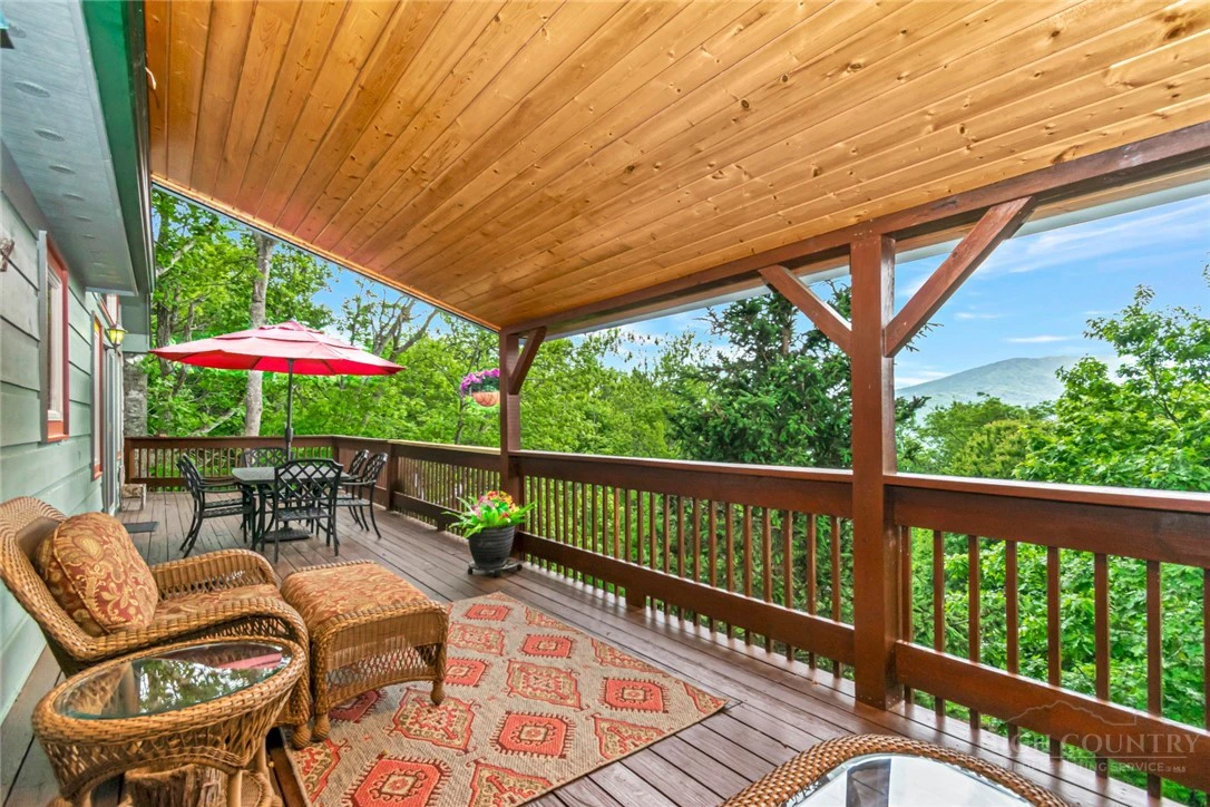 Image number 7 for the current listing