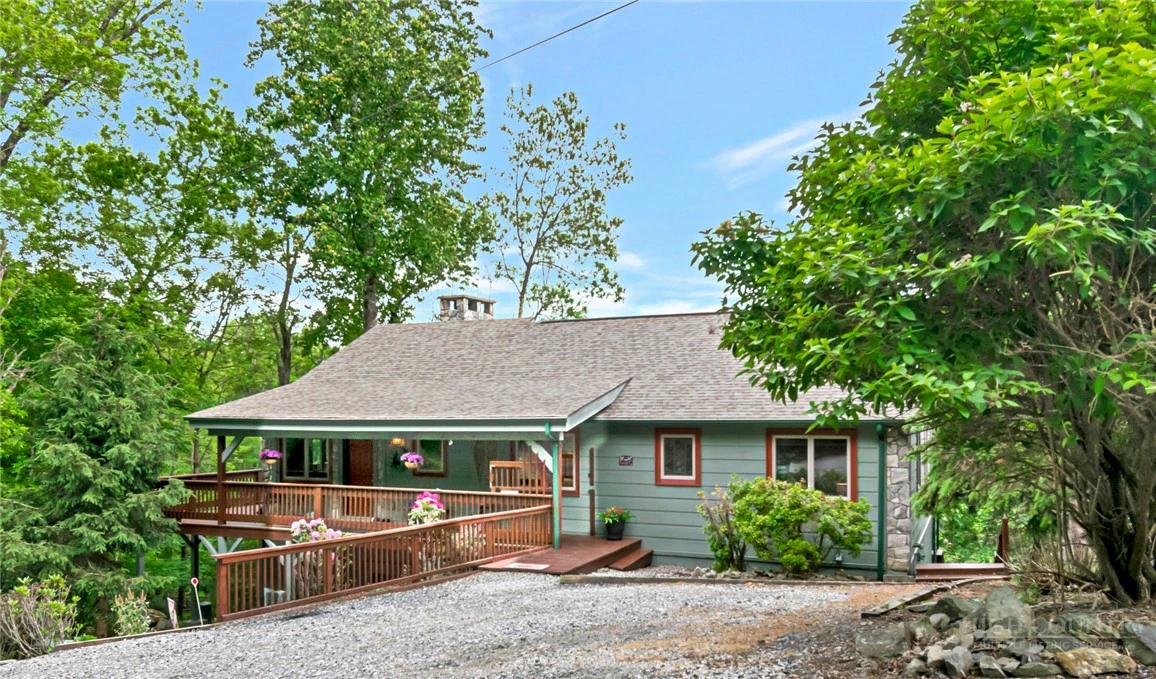 Image number 2 for the current listing