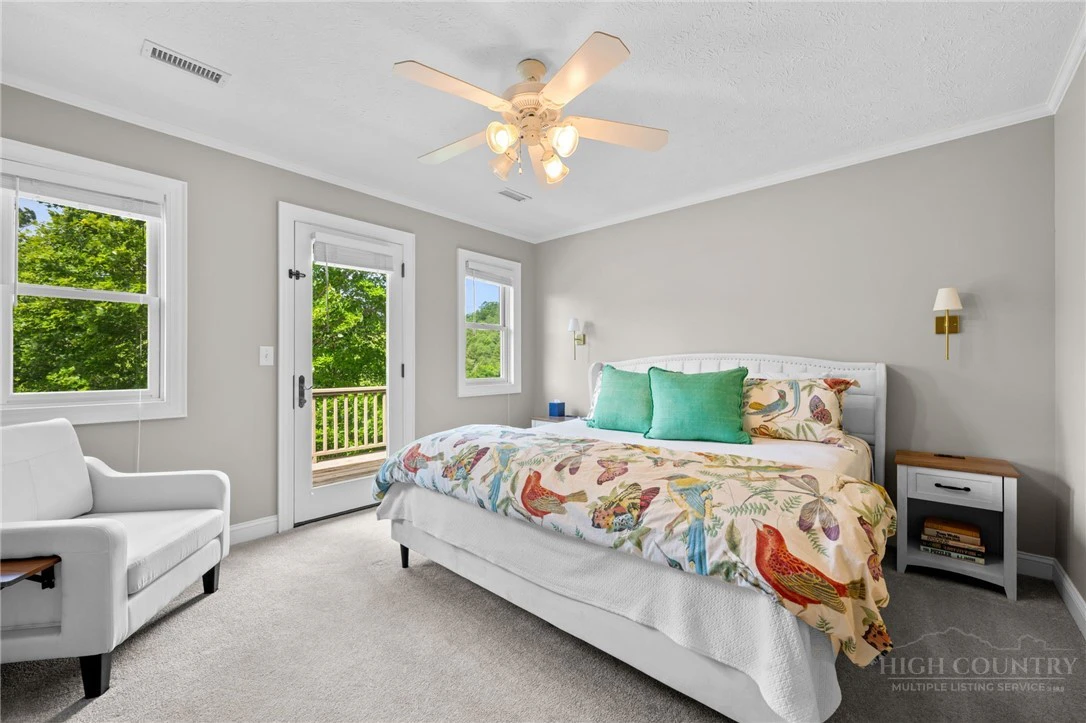 Image number 20 for the current listing