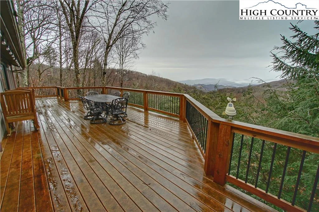 Image number 8 for the current listing