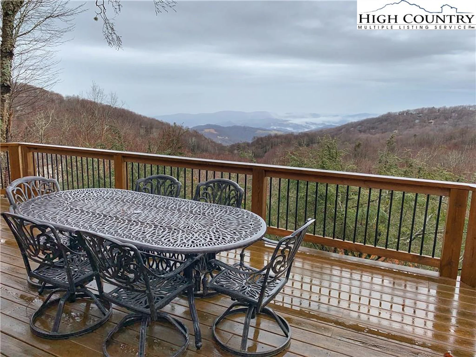 Image number 17 for the current listing