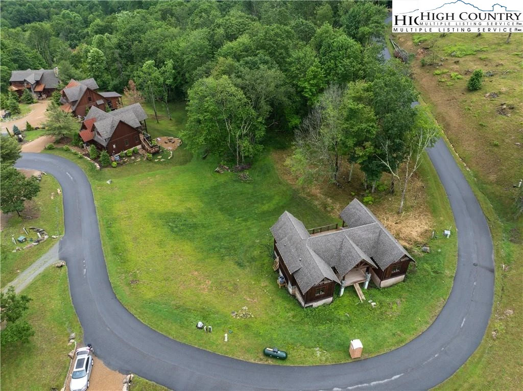 Image number 13 for the current listing
