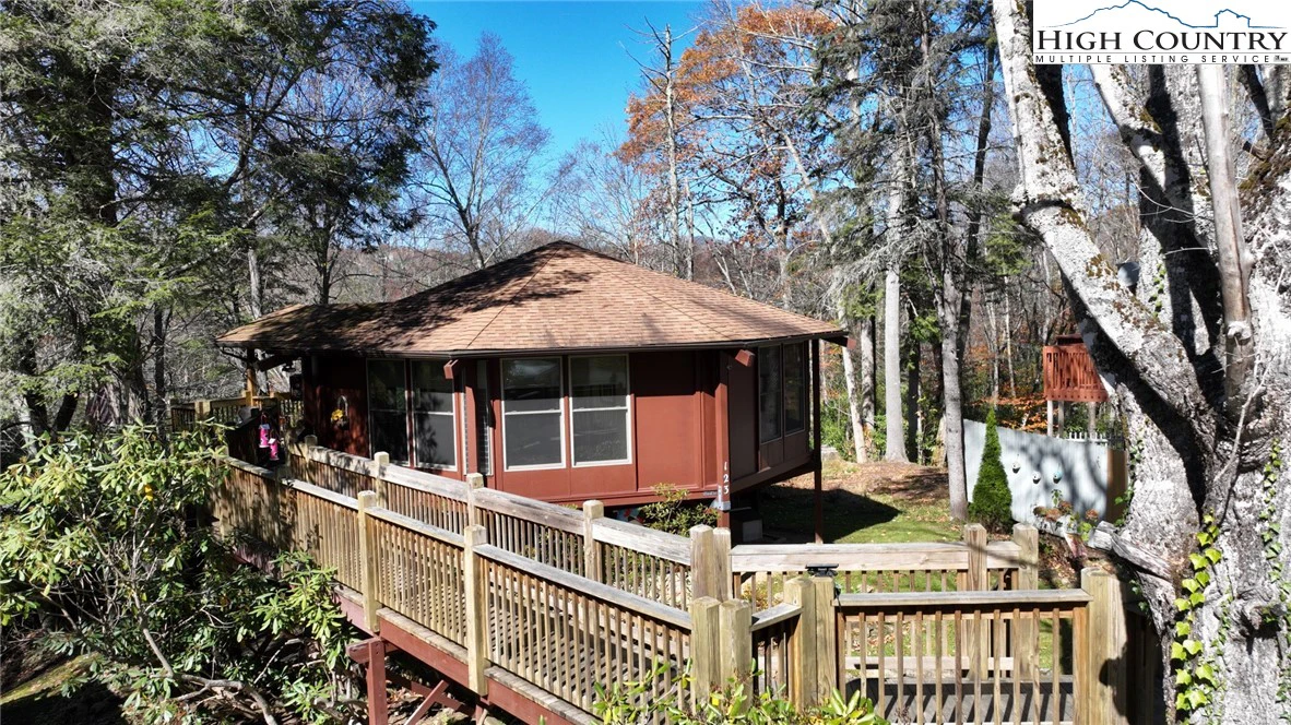 Image number 8 for the current listing