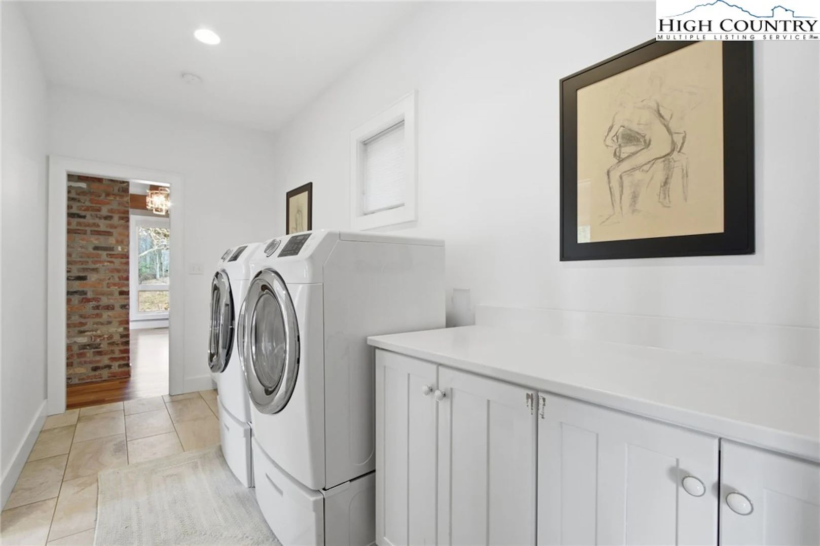 Image number 6 for the current listing