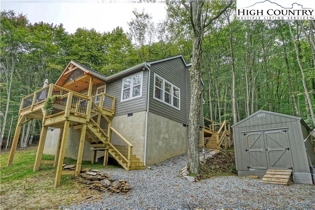 Image number 18 for the current listing