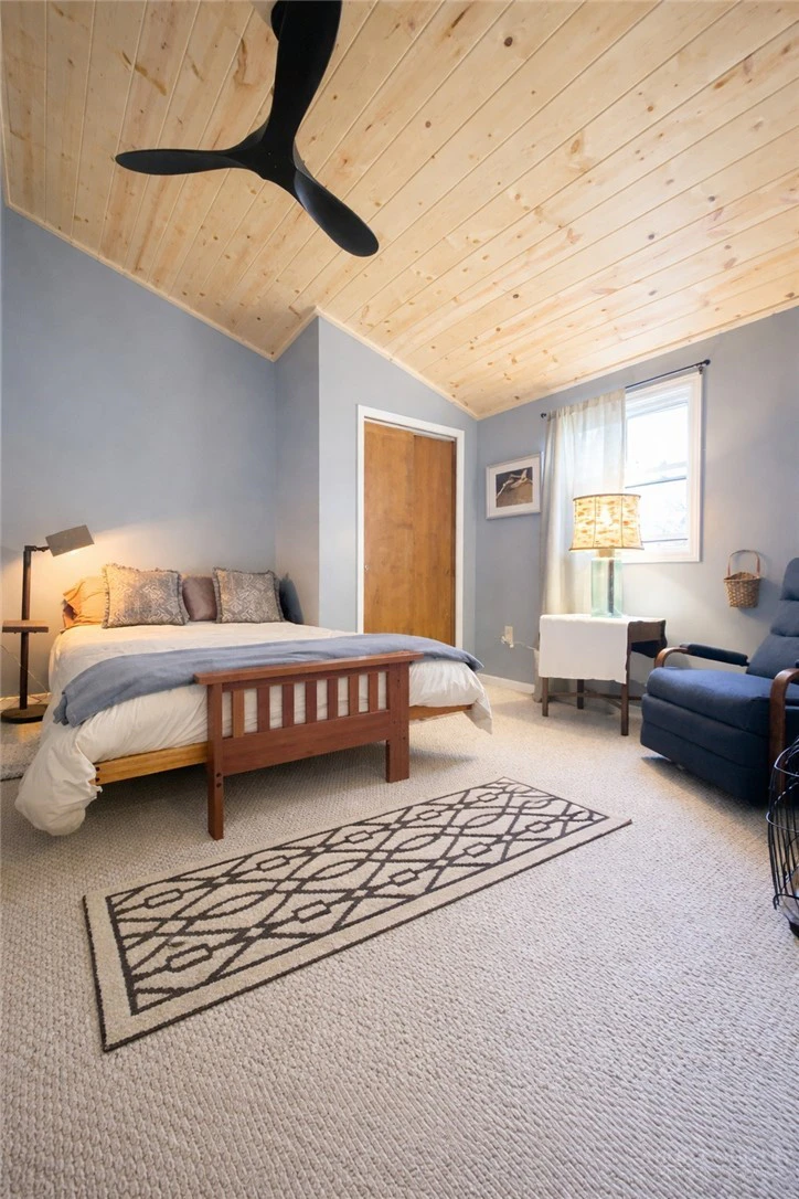 Image number 8 for the current listing
