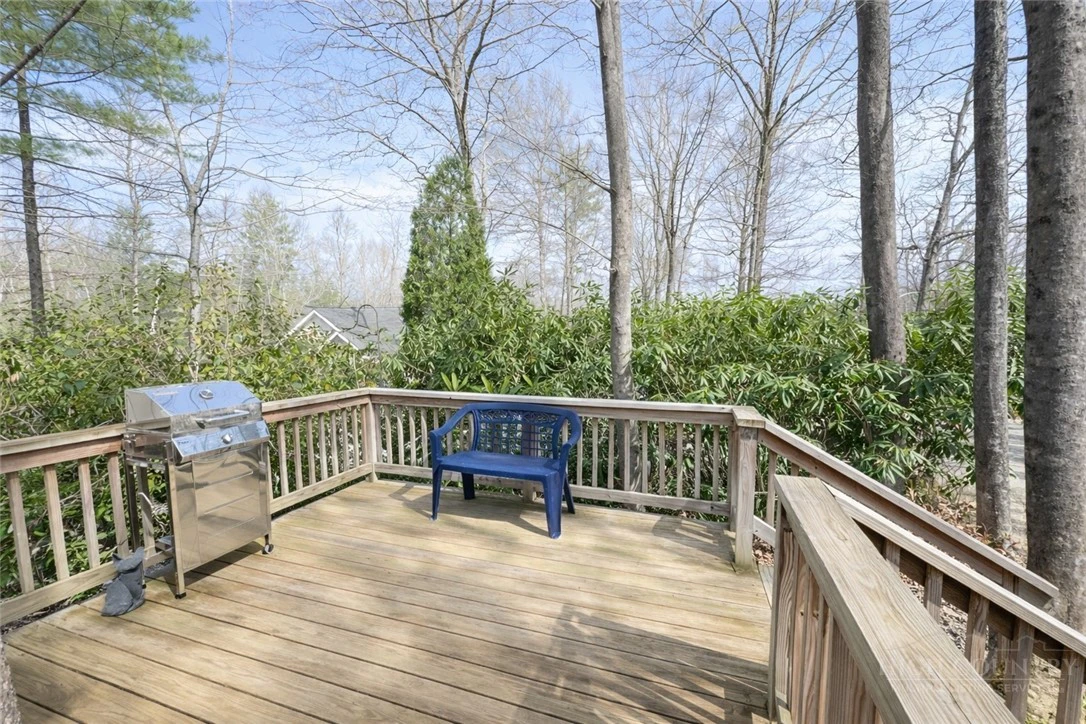 Image number 6 for the current listing