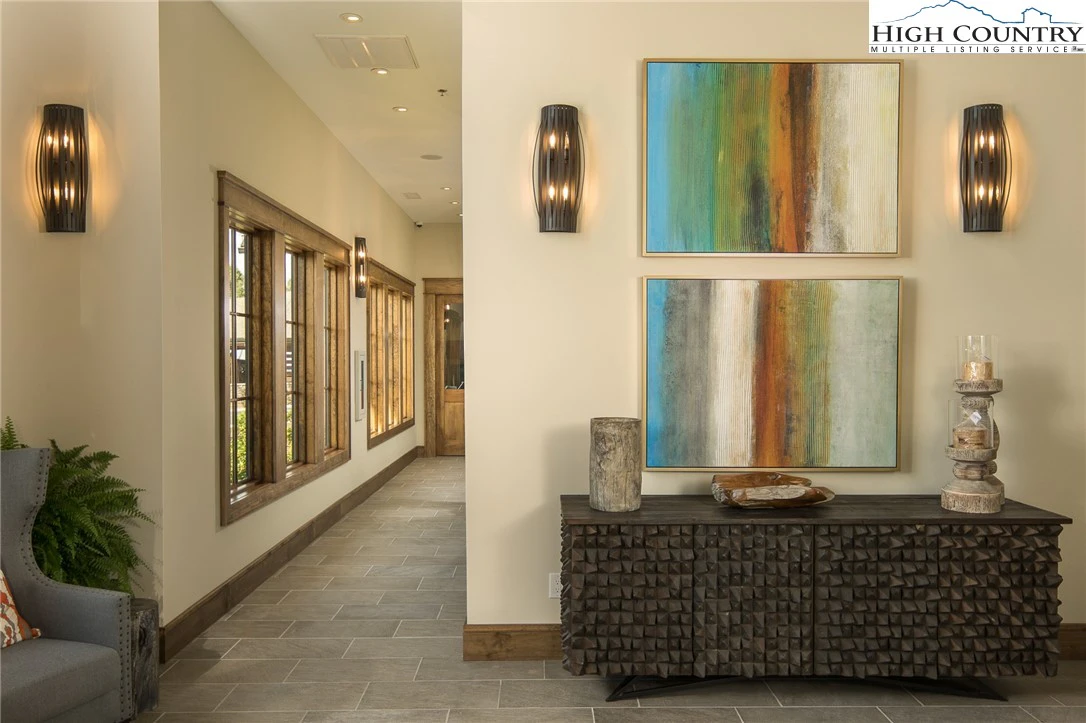 Image number 6 for the current listing