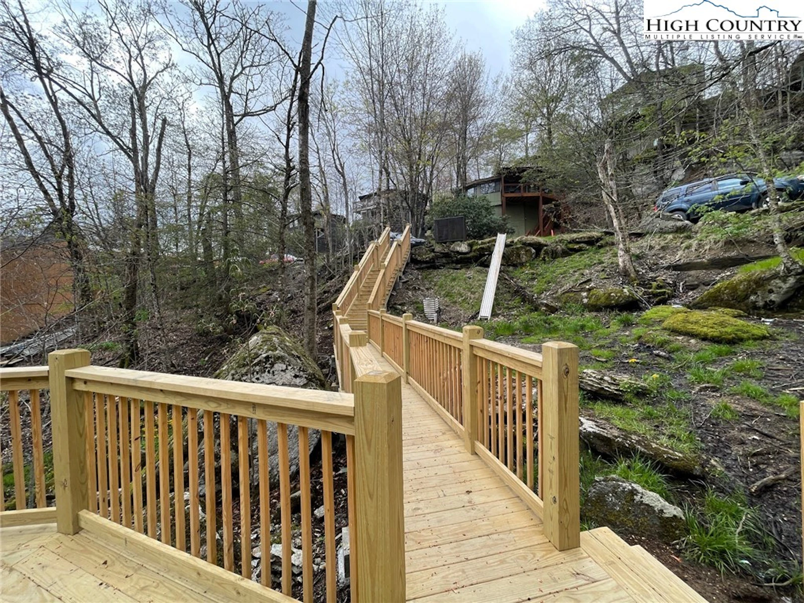 Image number 11 for the current listing