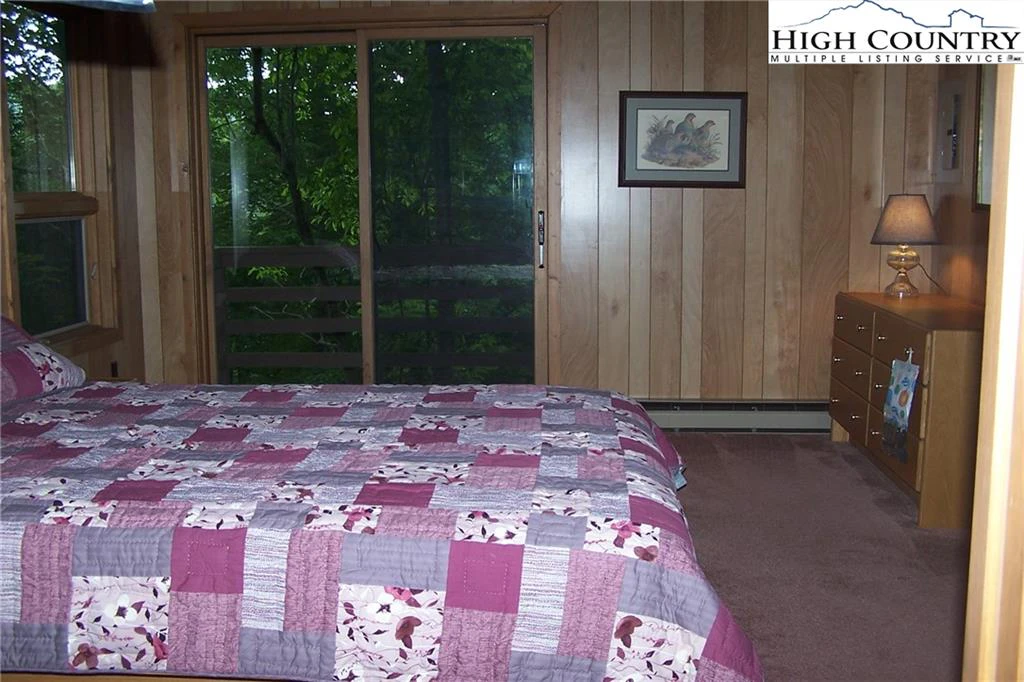 Image number 10 for the current listing
