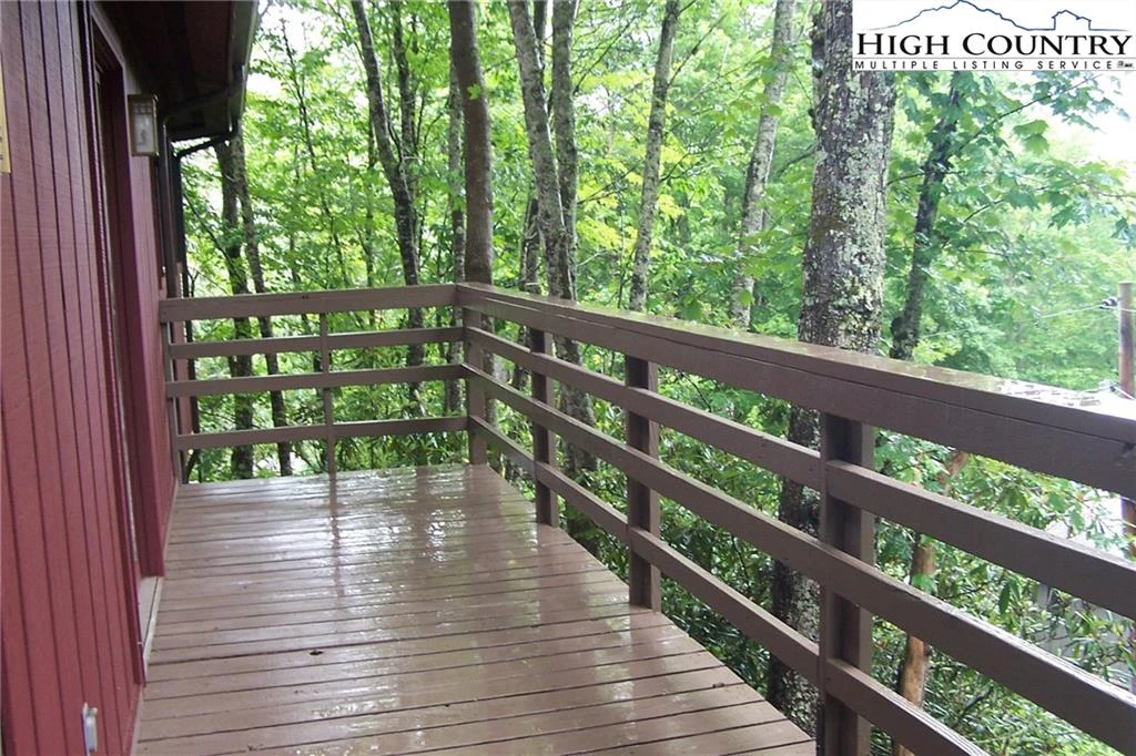 Image number 6 for the current listing