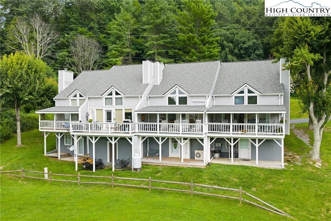 Image number 2 for the current listing