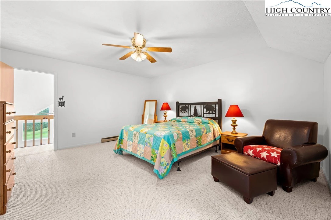 Image number 6 for the current listing