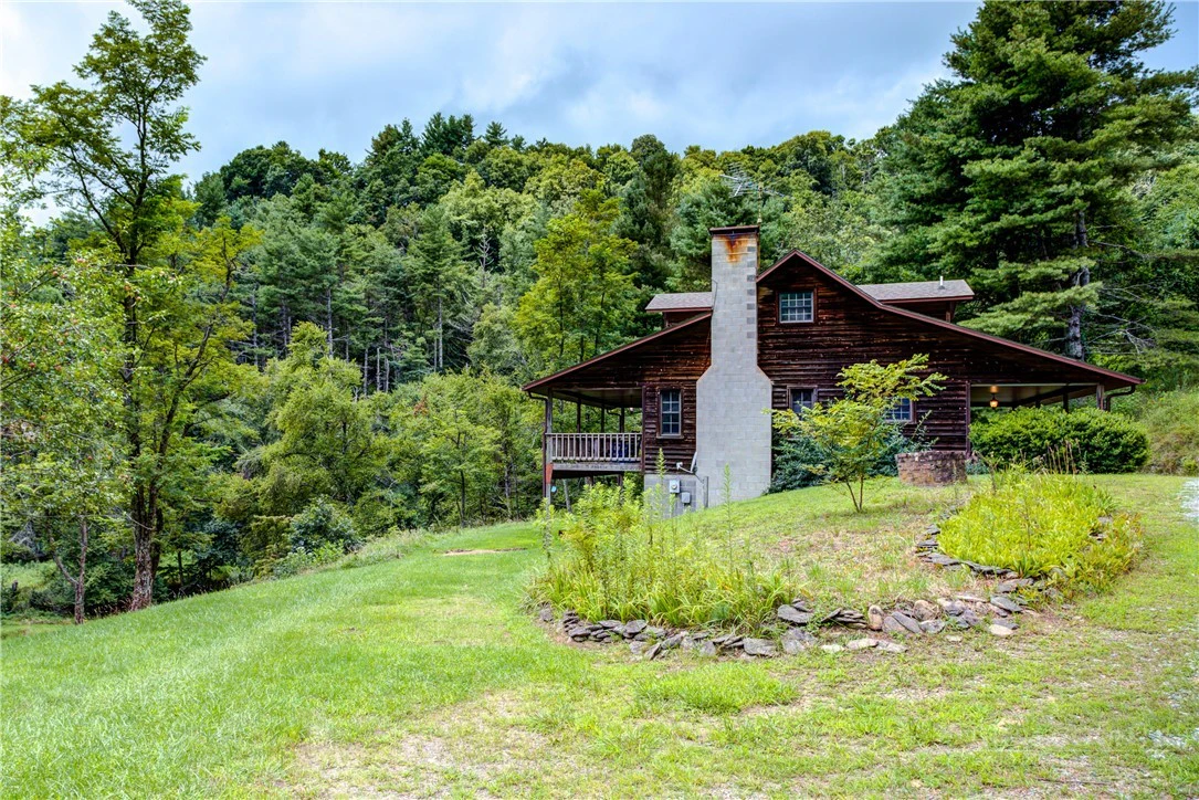 Image number 12 for the current listing