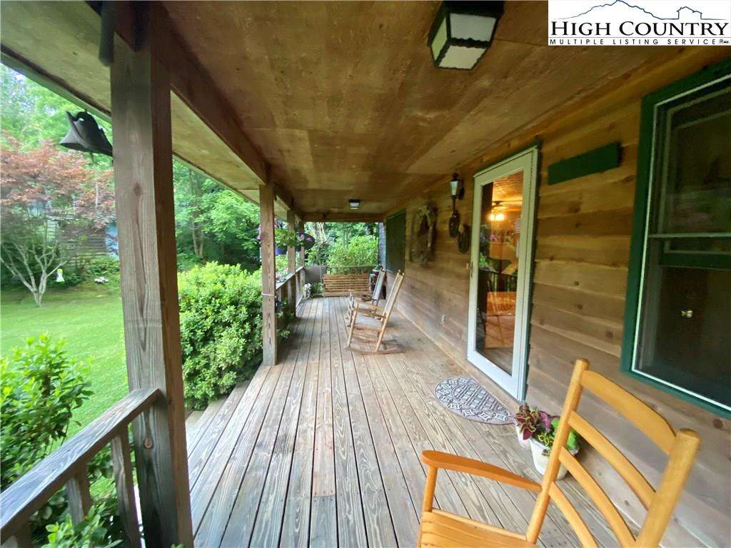 Image number 5 for the current listing