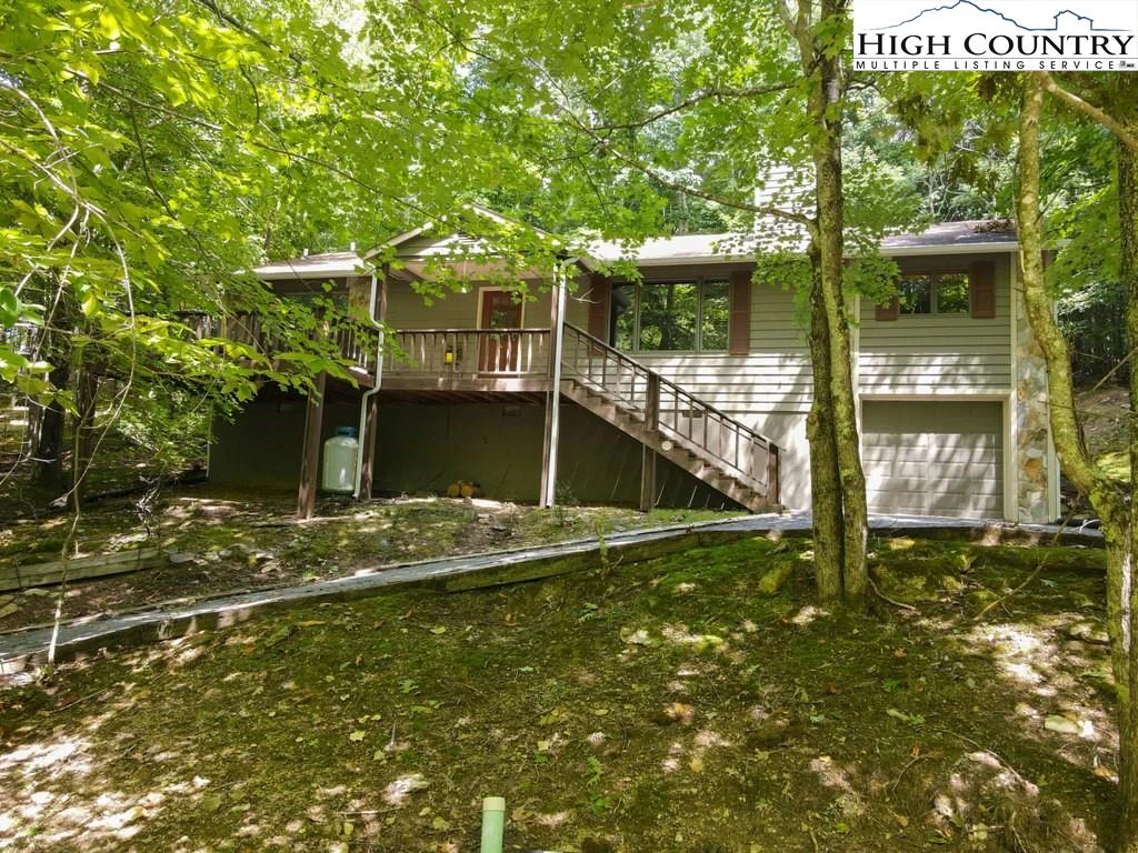 Image number 9 for the current listing