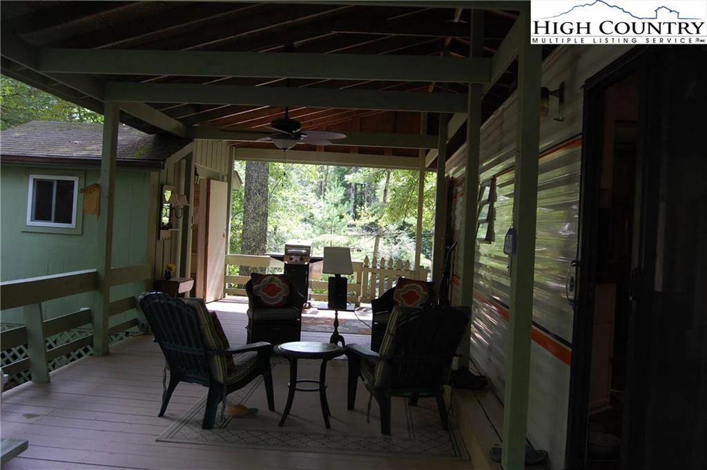 Image number 6 for the current listing