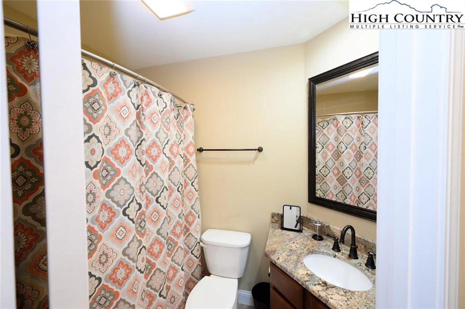 Image number 6 for the current listing