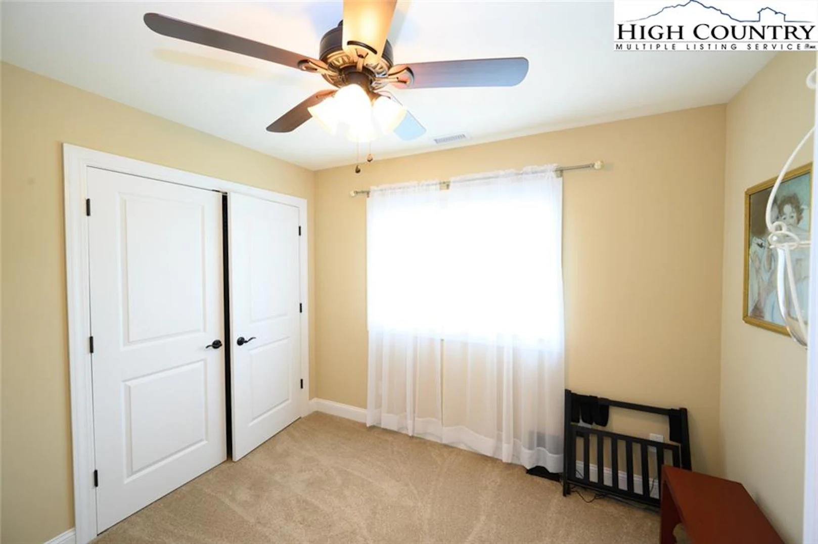Image number 5 for the current listing