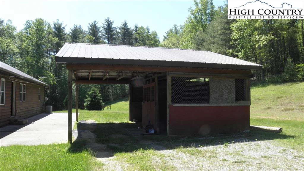Image number 22 for the current listing