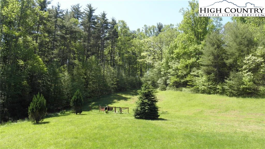 Image number 21 for the current listing