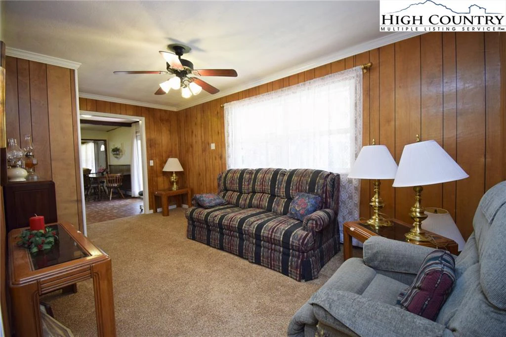 Image number 12 for the current listing