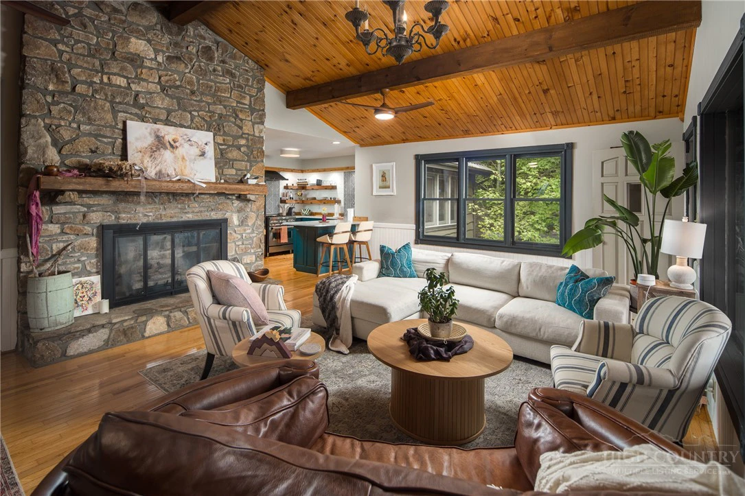 Image number 5 for the current listing