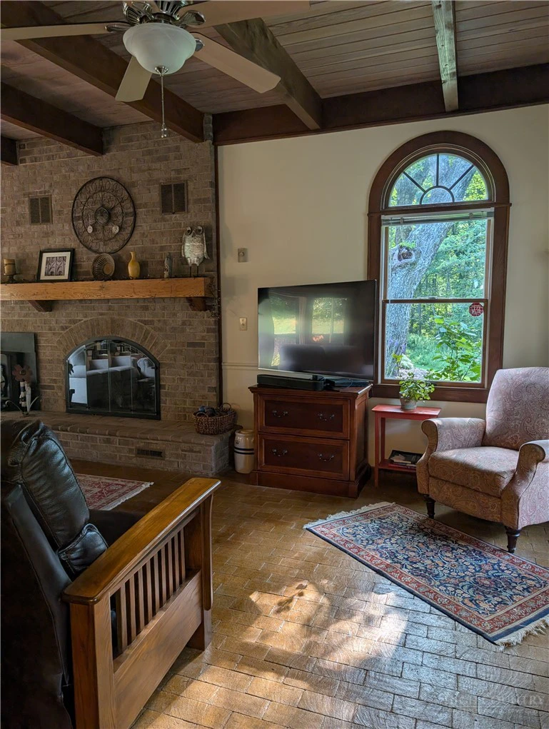 Image number 9 for the current listing