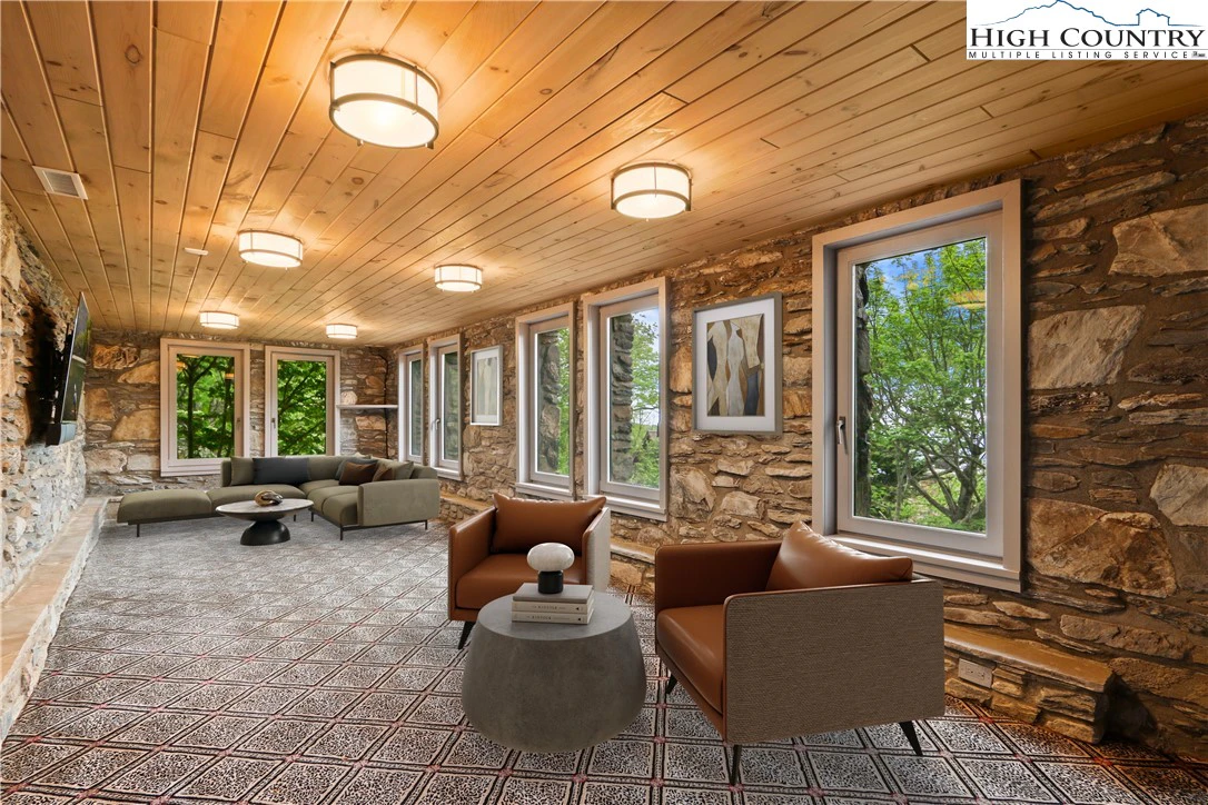 Image number 7 for the current listing