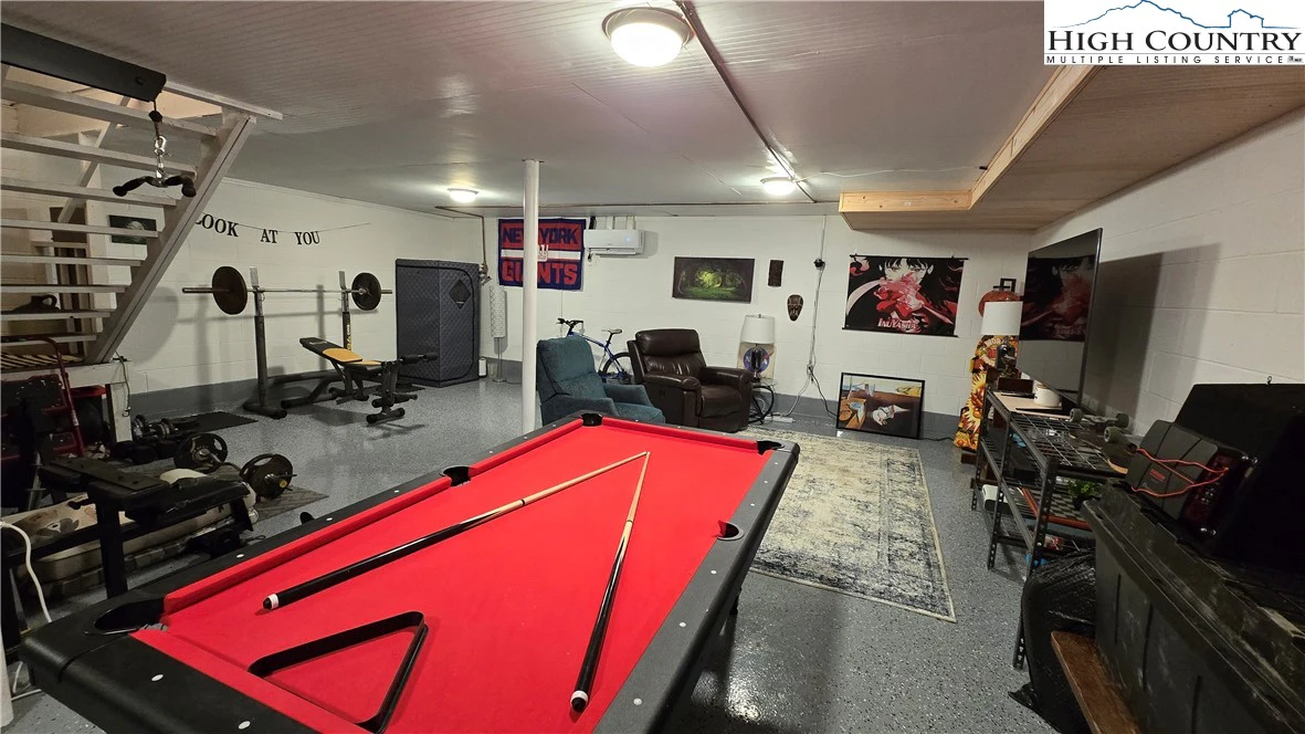 Image number 6 for the current listing