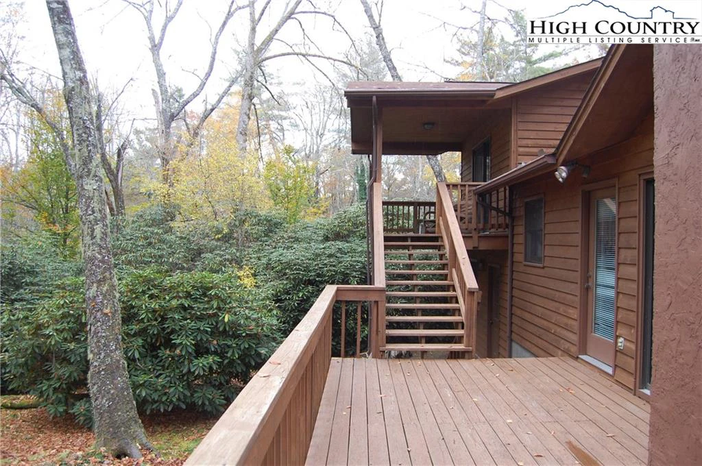 Image number 7 for the current listing