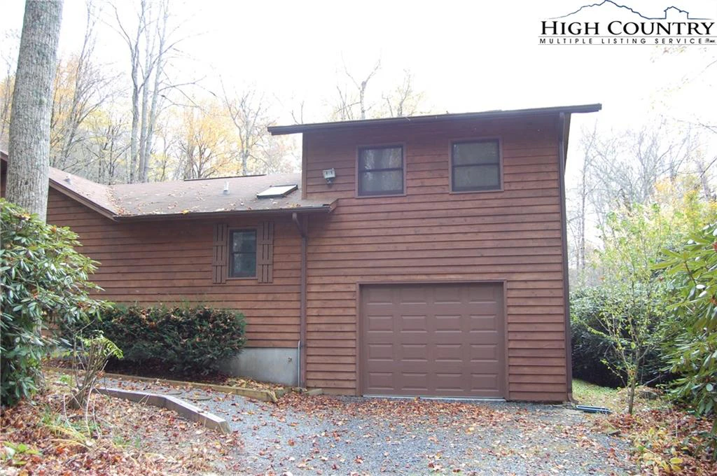 Image number 3 for the current listing