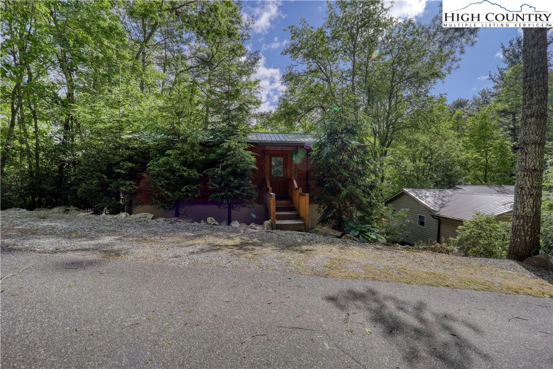 Image number 6 for the current listing