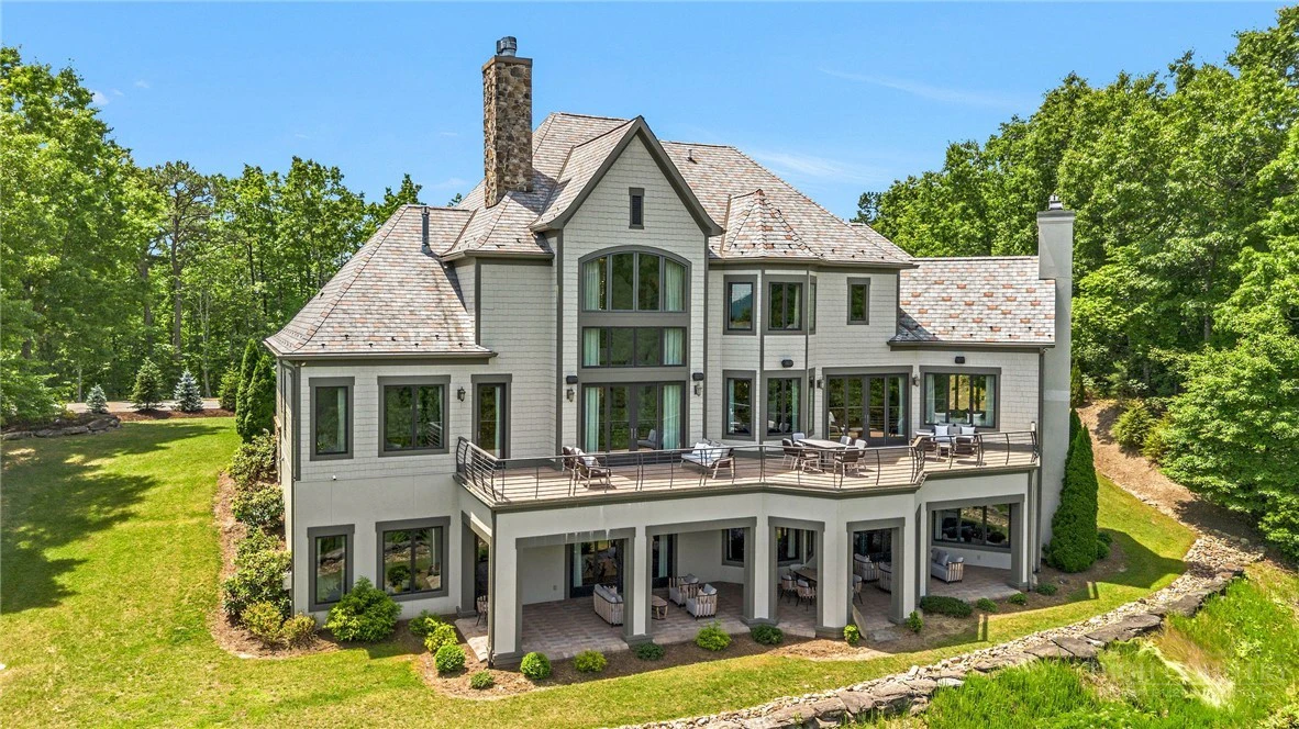 Image number 7 for the current listing