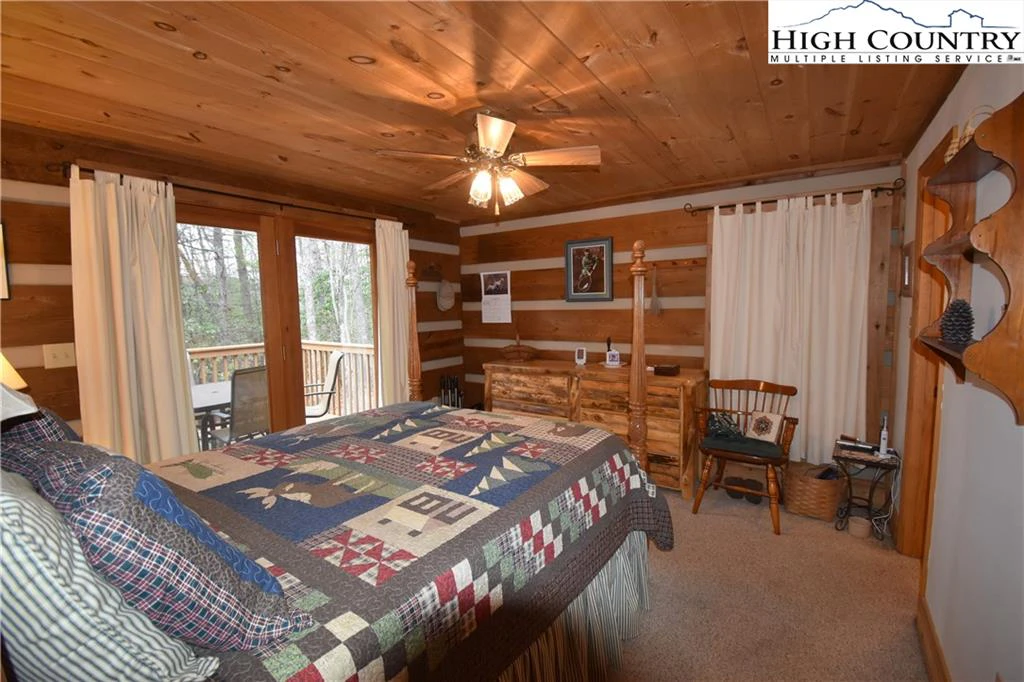 Image number 16 for the current listing