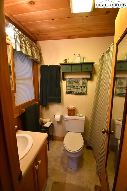 Image number 15 for the current listing