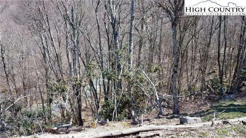 Image number 8 for the current listing