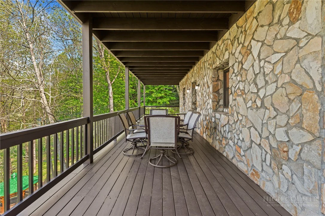Image number 10 for the current listing