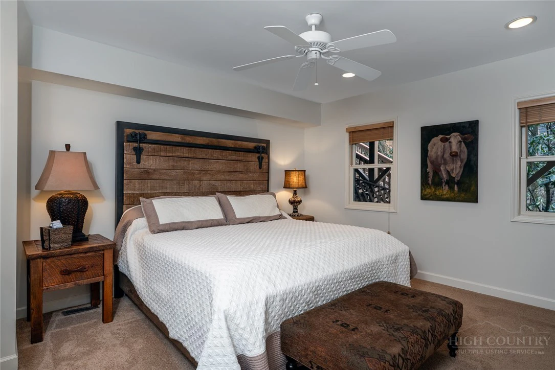 Image number 12 for the current listing