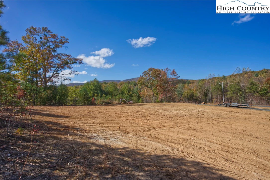 Image number 20 for the current listing