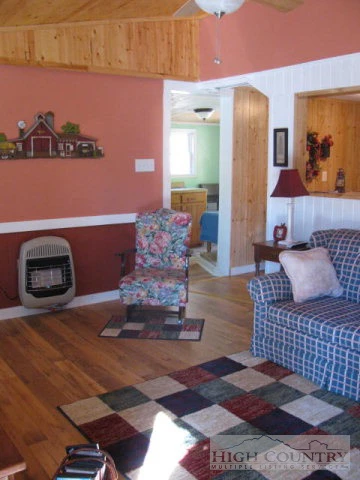 Image number 6 for the current listing