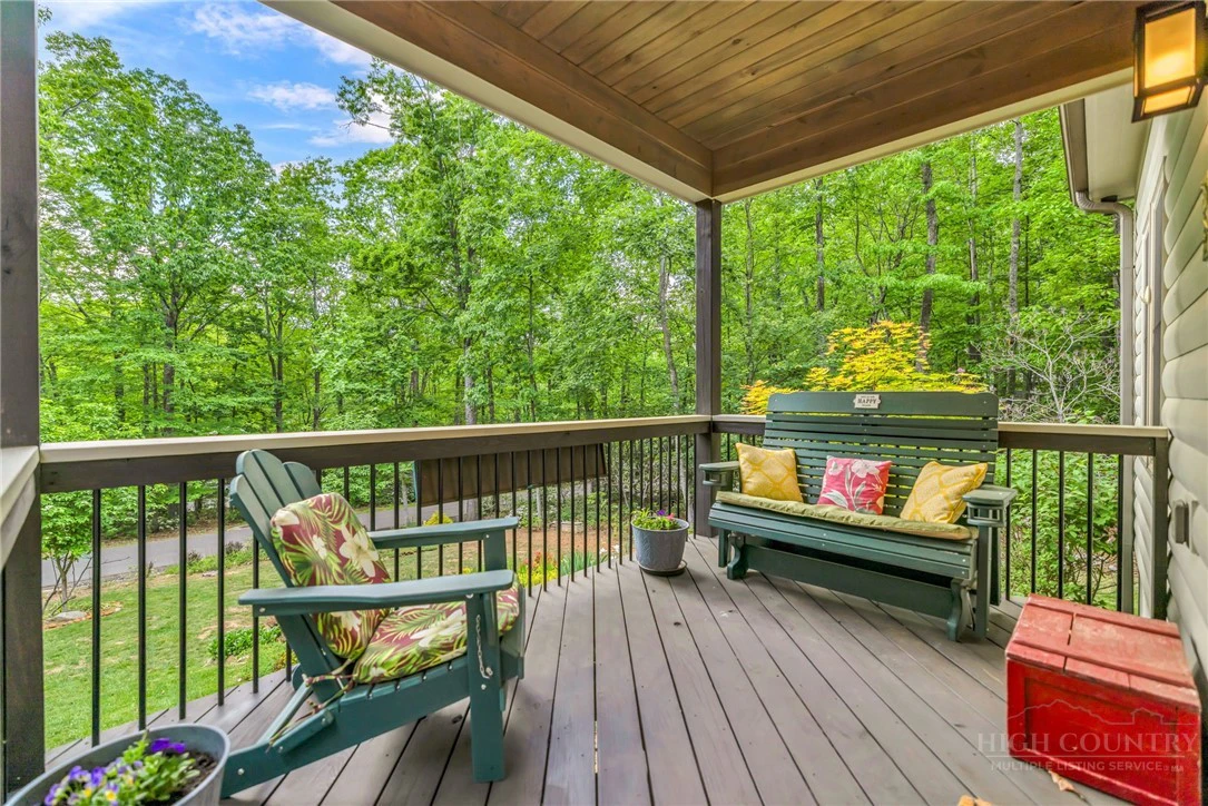 Image number 10 for the current listing
