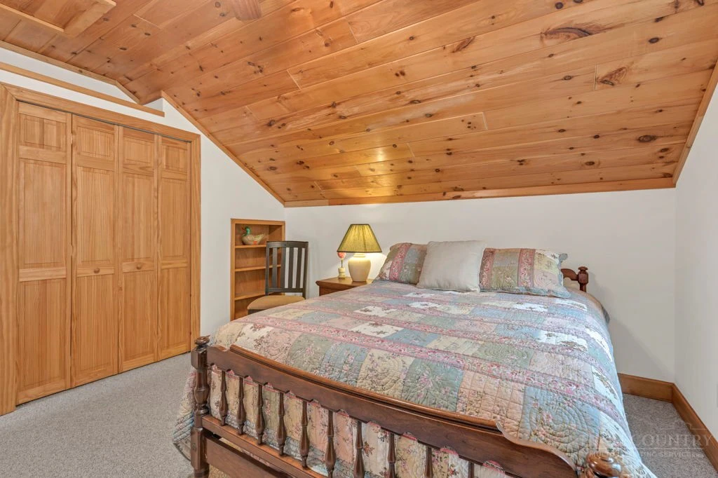 Image number 11 for the current listing