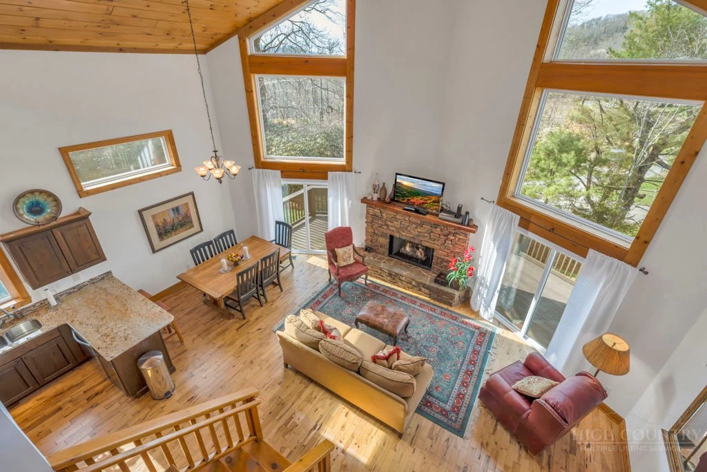 Image number 7 for the current listing