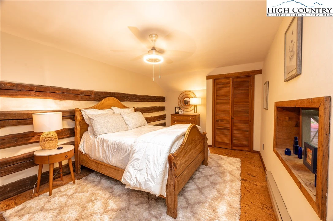 Image number 5 for the current listing
