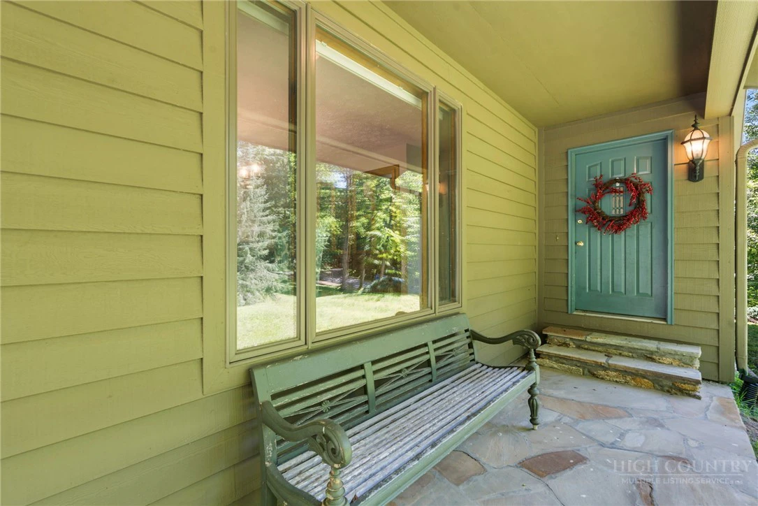 Image number 5 for the current listing