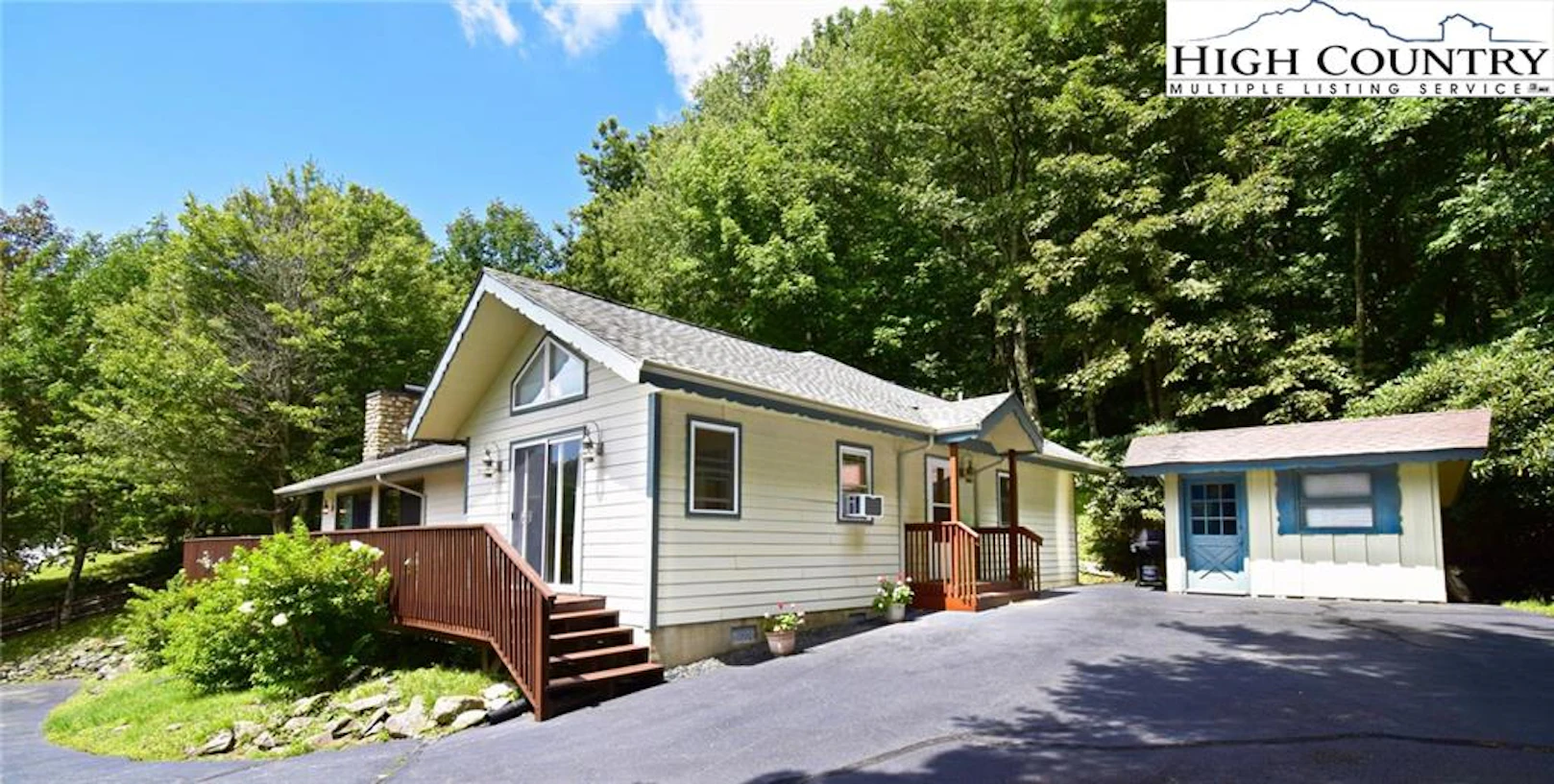 Image number 17 for the current listing