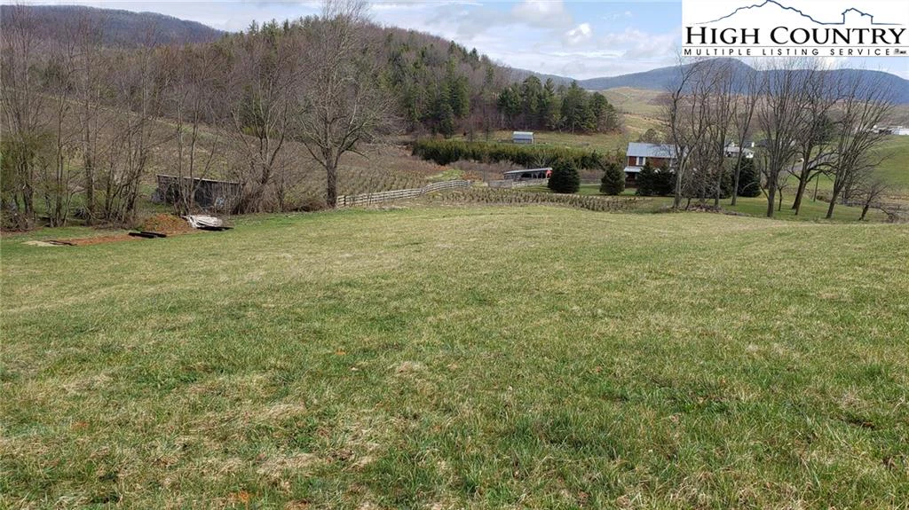 Image number 15 for the current listing
