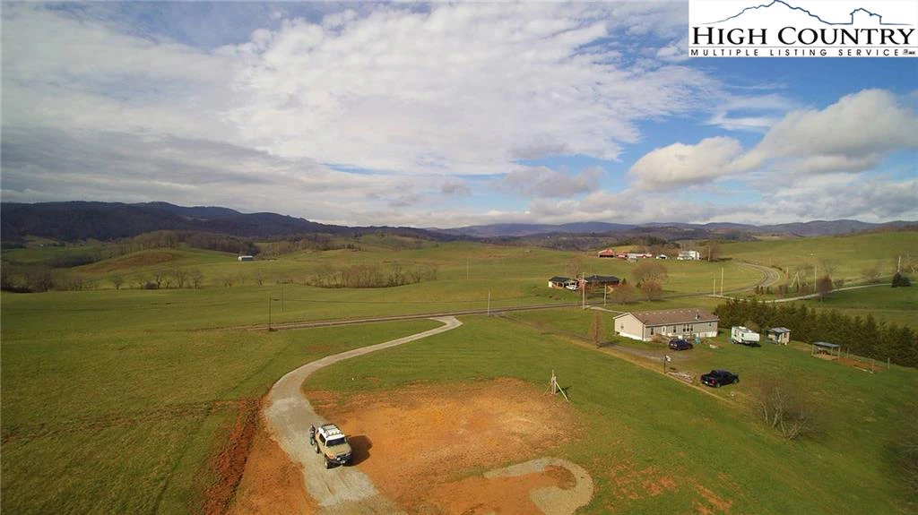Image number 7 for the current listing